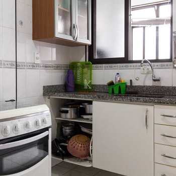 Apartamento em Praia Grande, bairro Guilhermina