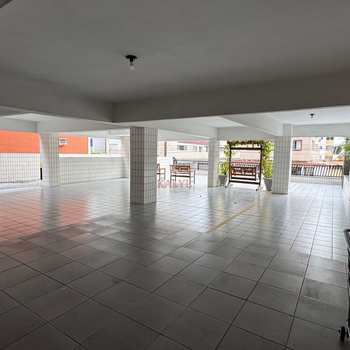 Apartamento em Praia Grande, bairro Canto do Forte