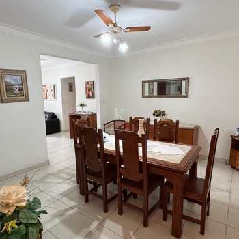 Apartamento em Praia Grande, bairro Canto do Forte