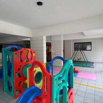 Apartamento em Praia Grande, bairro Canto do Forte