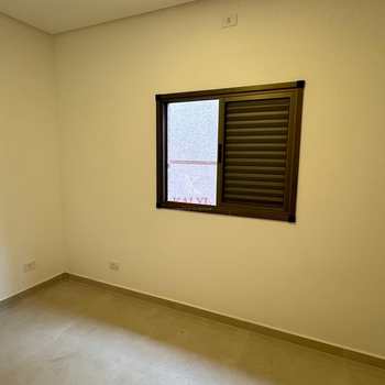 Casa em Praia Grande, bairro Aviação