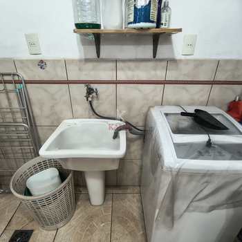 Casa em Praia Grande, bairro Guilhermina