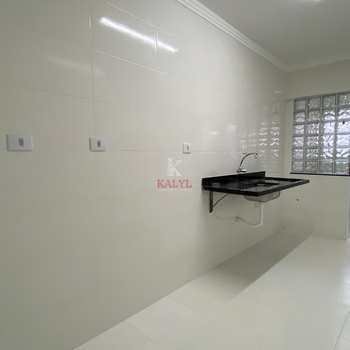 Apartamento em Praia Grande, bairro Canto do Forte