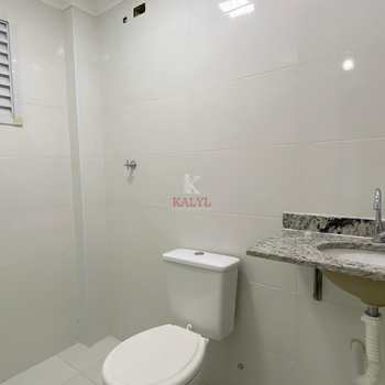 Apartamento em Praia Grande, bairro Canto do Forte