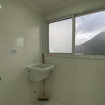Apartamento em Praia Grande, bairro Canto do Forte