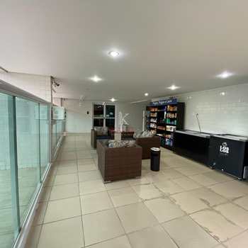 Apartamento em Praia Grande, bairro Canto do Forte
