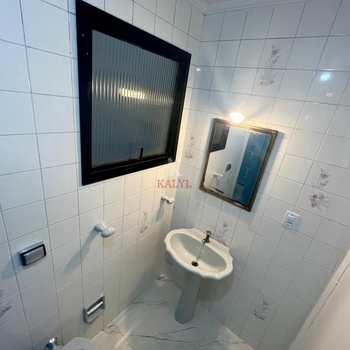 Apartamento em Praia Grande, bairro Guilhermina