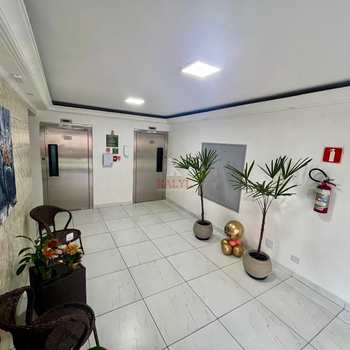 Apartamento em Praia Grande, bairro Guilhermina