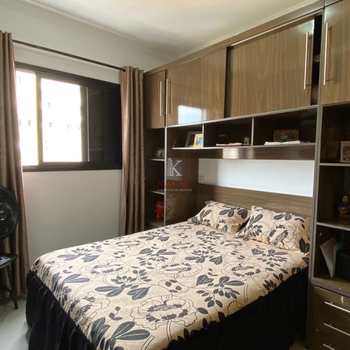 Apartamento em Praia Grande, bairro Canto do Forte