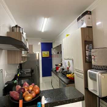 Apartamento em Praia Grande, bairro Canto do Forte