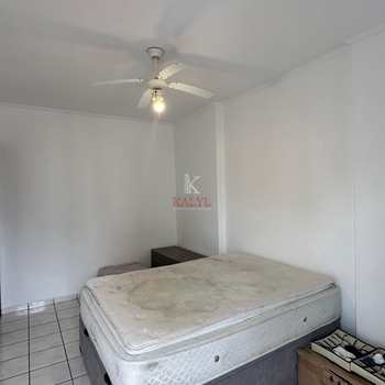 Apartamento em Praia Grande, bairro Guilhermina