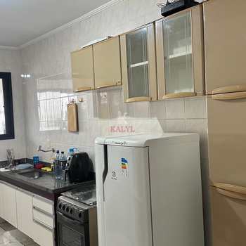 Apartamento em Praia Grande, bairro Guilhermina