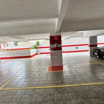Apartamento em Praia Grande, bairro Guilhermina