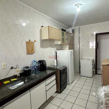 Apartamento em Praia Grande, bairro Guilhermina