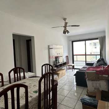 Apartamento em Praia Grande, bairro Guilhermina