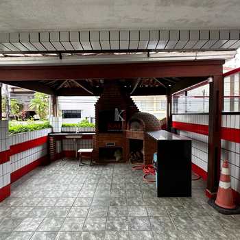 Apartamento em Praia Grande, bairro Guilhermina