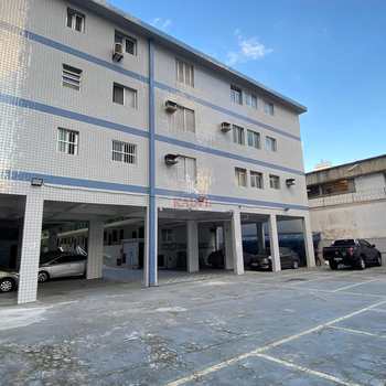 Kitnet em Praia Grande, bairro Boqueirão