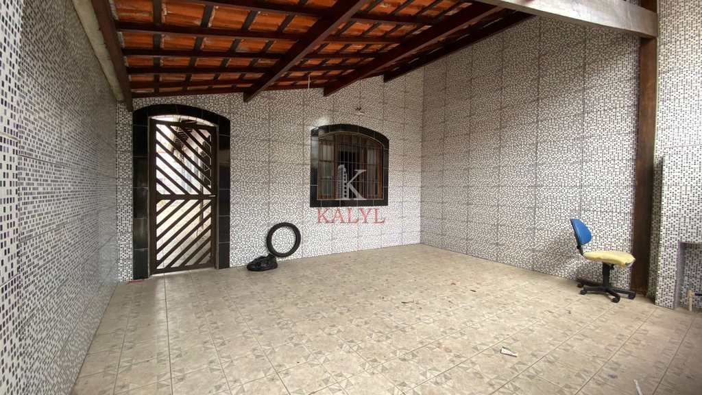 Casa em Praia Grande, no bairro Guilhermina