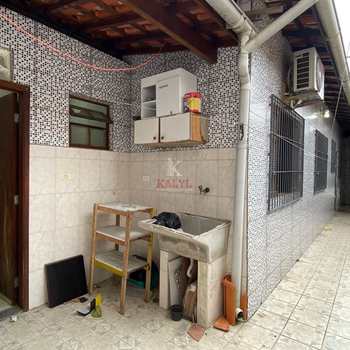 Casa em Praia Grande, bairro Guilhermina