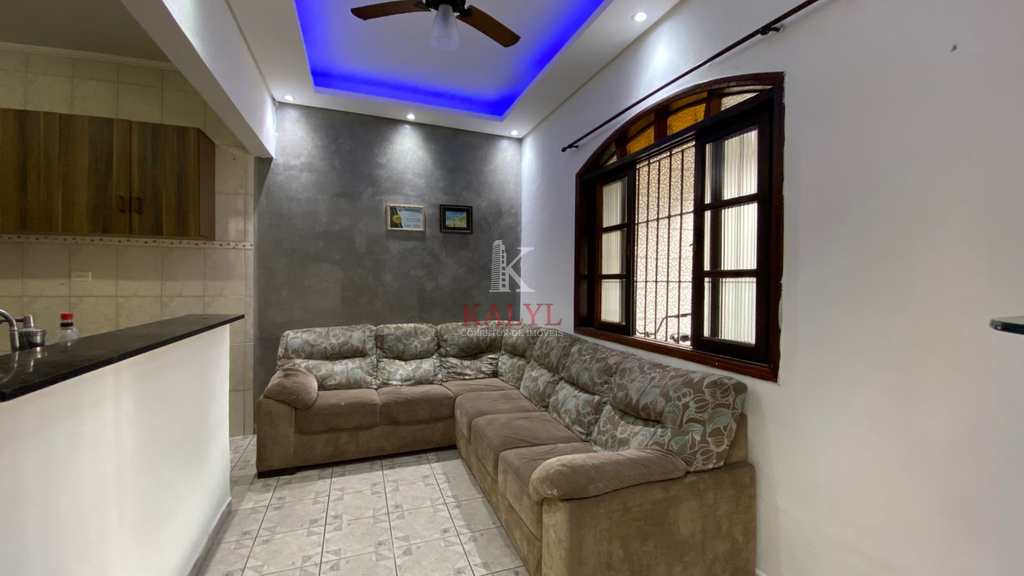 Casa em Praia Grande, no bairro Guilhermina