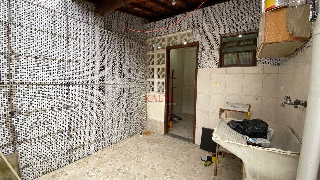 Casa em Praia Grande, no bairro Guilhermina