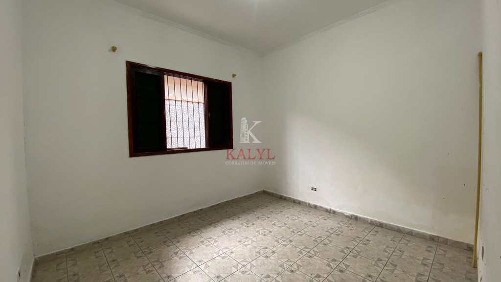 Casa em Praia Grande, no bairro Guilhermina