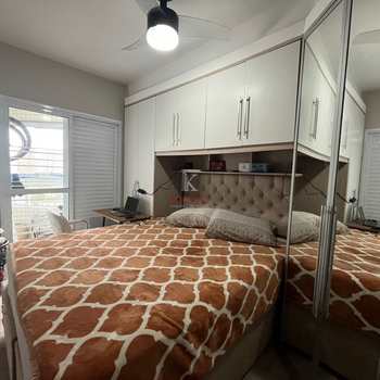 Apartamento em Praia Grande, bairro Guilhermina