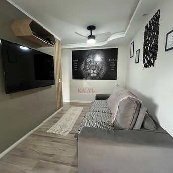 Apartamento em Praia Grande, bairro Guilhermina
