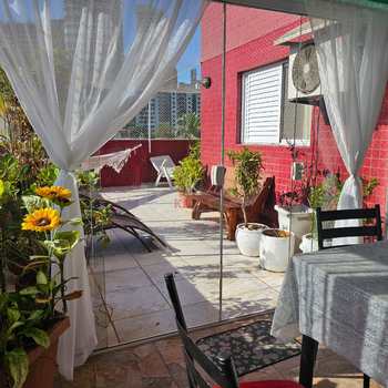 Apartamento em Praia Grande, bairro Canto do Forte