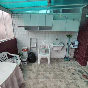 Apartamento em Praia Grande, bairro Canto do Forte