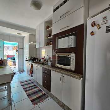 Apartamento em Praia Grande, bairro Canto do Forte