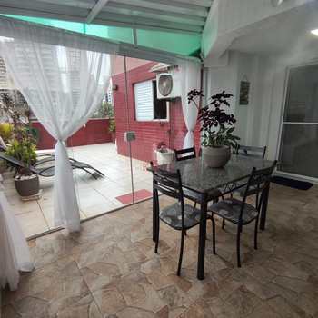 Apartamento em Praia Grande, bairro Canto do Forte
