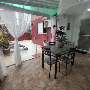 Apartamento em Praia Grande, bairro Canto do Forte