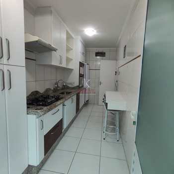 Apartamento em Praia Grande, bairro Canto do Forte