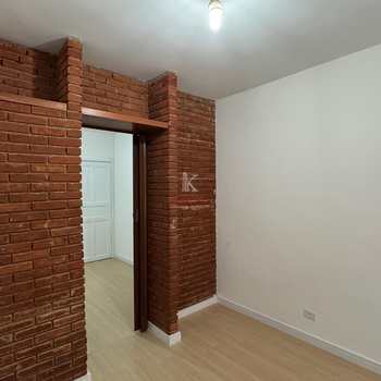 Apartamento em Praia Grande, bairro Canto do Forte