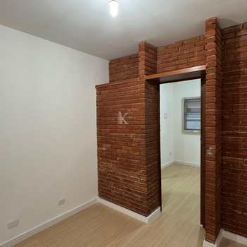 Apartamento em Praia Grande, bairro Canto do Forte