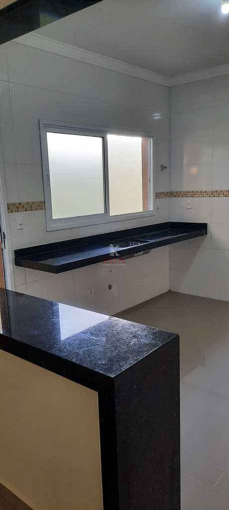 Casa em Praia Grande, no bairro Balneário Maracanã