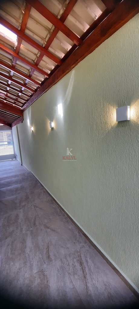 Casa em Praia Grande, no bairro Balneário Maracanã