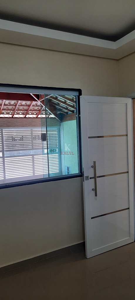 Casa em Praia Grande, no bairro Balneário Maracanã