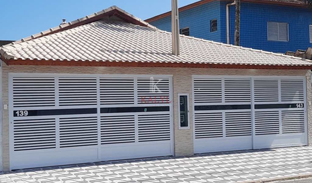 Casa em Praia Grande, bairro Balneário Maracanã