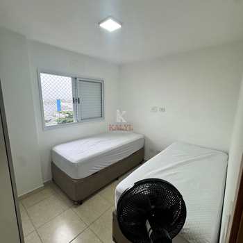 Apartamento em Praia Grande, bairro Guilhermina