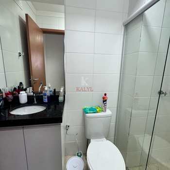 Apartamento em Praia Grande, bairro Guilhermina