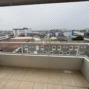 Apartamento em Praia Grande, bairro Guilhermina