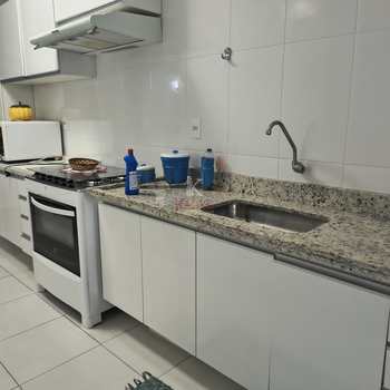 Apartamento em Praia Grande, bairro Ocian