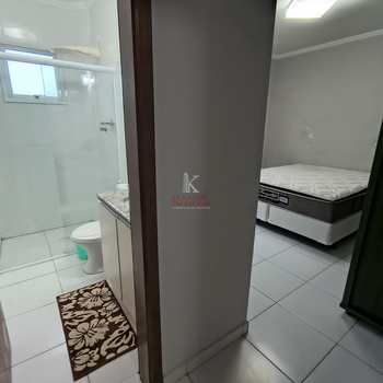 Apartamento em Praia Grande, bairro Ocian