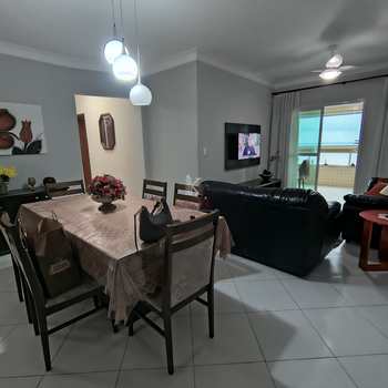 Apartamento em Praia Grande, bairro Ocian