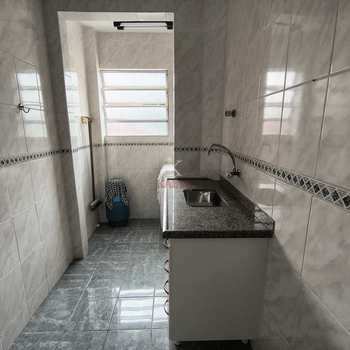 Apartamento em Praia Grande, bairro Guilhermina