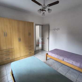 Apartamento em Praia Grande, bairro Guilhermina