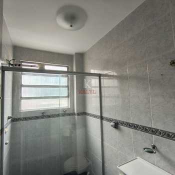 Apartamento em Praia Grande, bairro Guilhermina