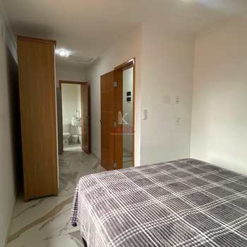 Sobrado em Praia Grande, bairro Guilhermina